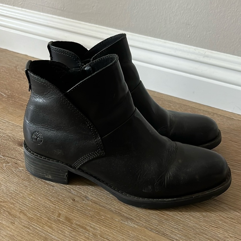 Timberland Black Moto Ankle Boot size 7.5